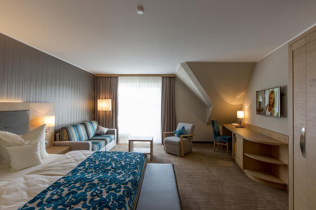 Hotel Hochheide Вилинген Екстериор снимка