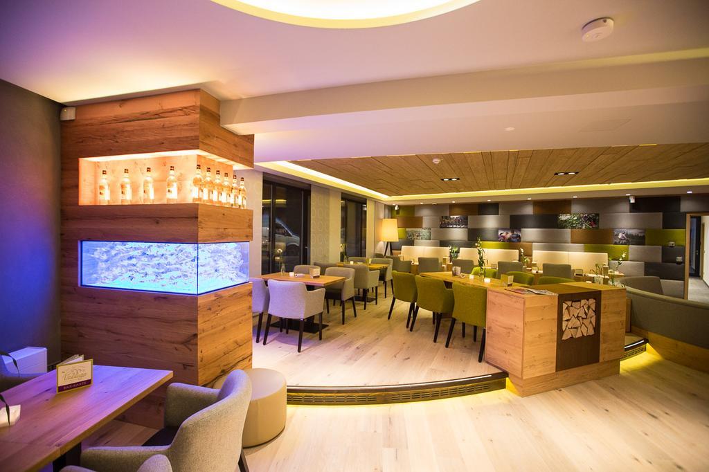 Hotel Hochheide Вилинген Екстериор снимка