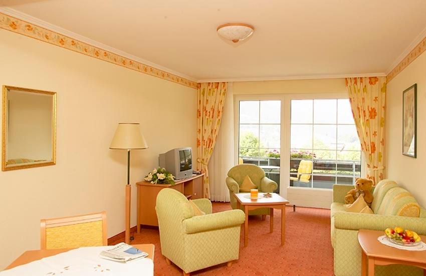 Hotel Hochheide Вилинген Екстериор снимка